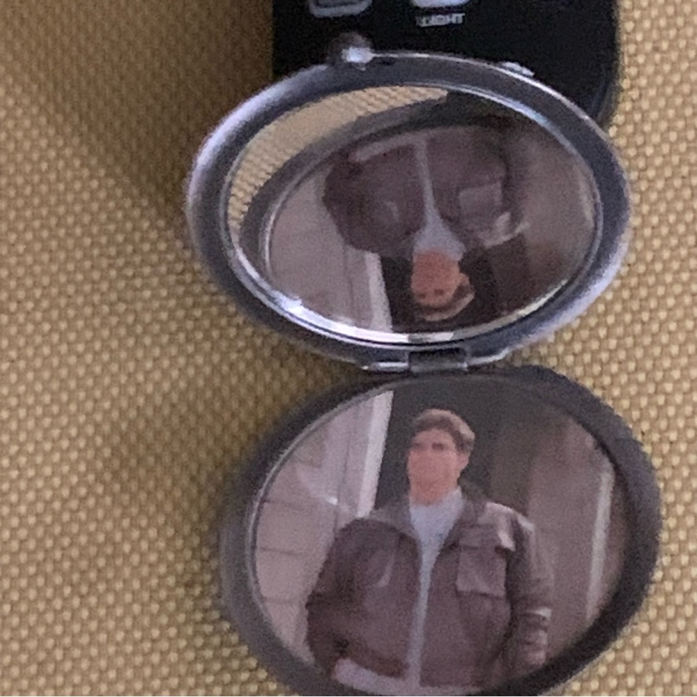 Purse mirror with picture frame, unique pewter